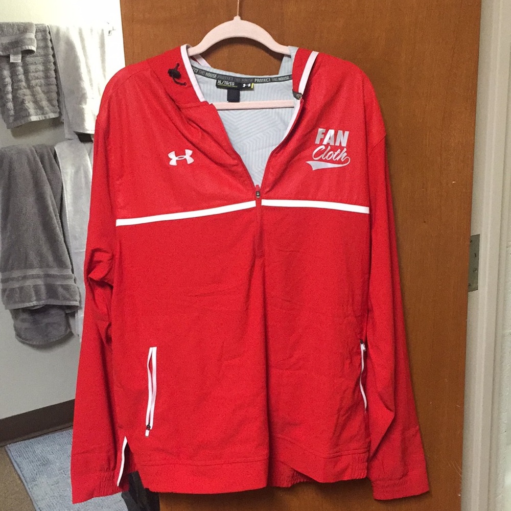 🔴 Under Armour quarter zip jacket 🔴